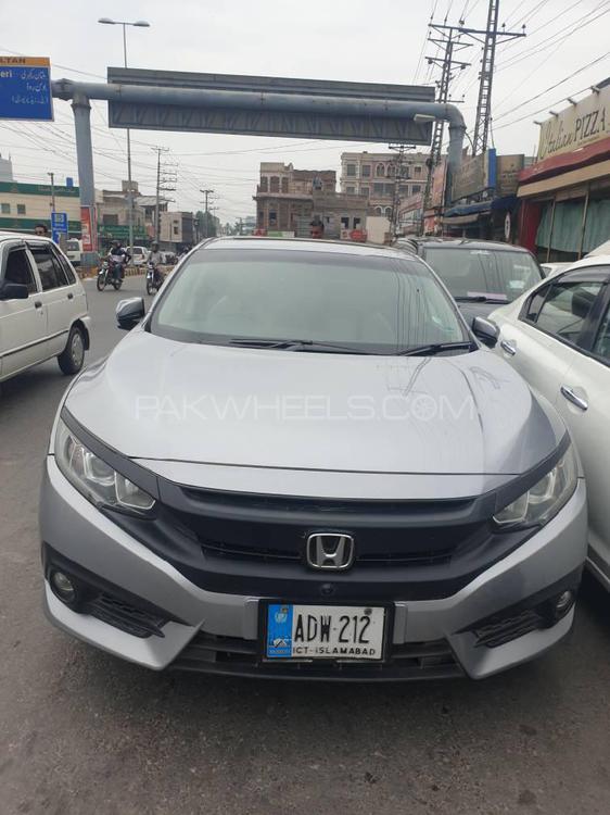 Honda Civic 2017 for Sale in Multan Image-1