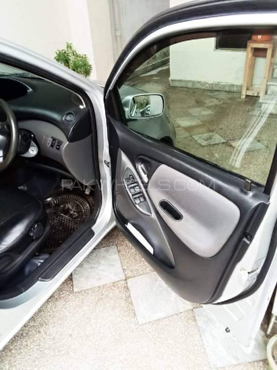 Toyota Vitz 2003 for Sale in Nowshera Toyota Vitz 2003 for Sale in Nowshera Image-3