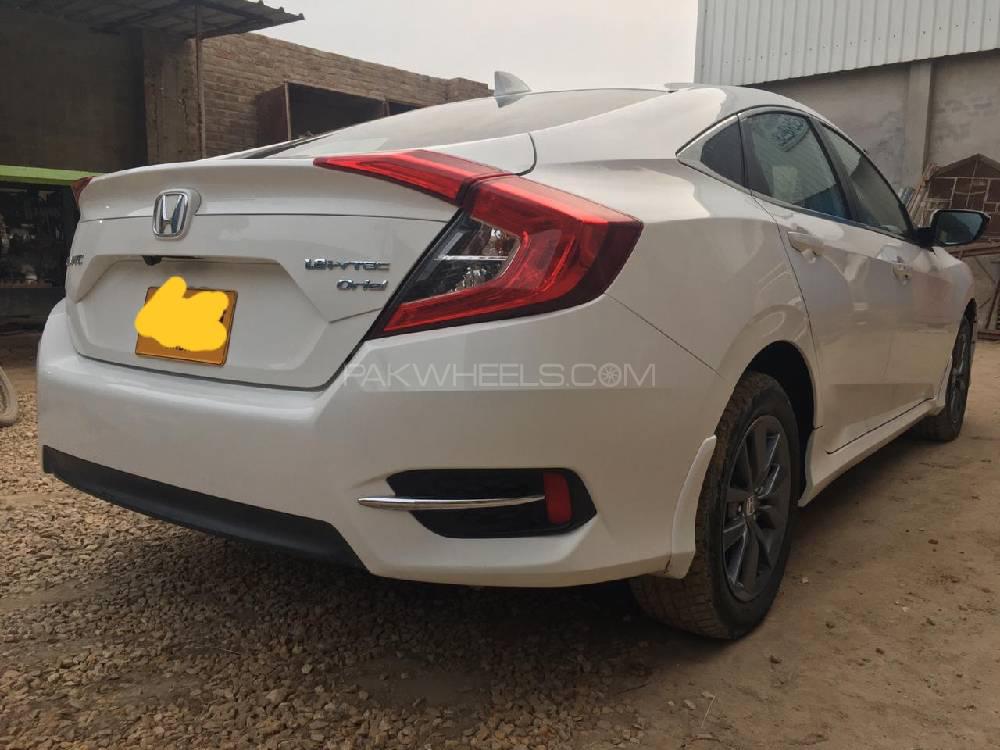 Honda Civic 2019 for Sale in Hyderabad Honda Civic 2019 for Sale in Hyderabad Image-4