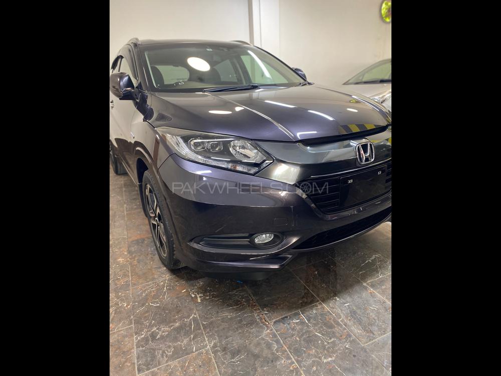 Honda Vezel 2015 for Sale in Karachi Image-1