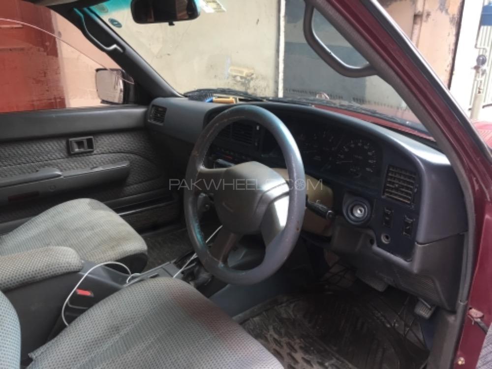 Toyota Hilux 1991 for Sale in Mandi bahauddin Toyota Hilux 1991 for Sale in Mandi bahauddin Image-6