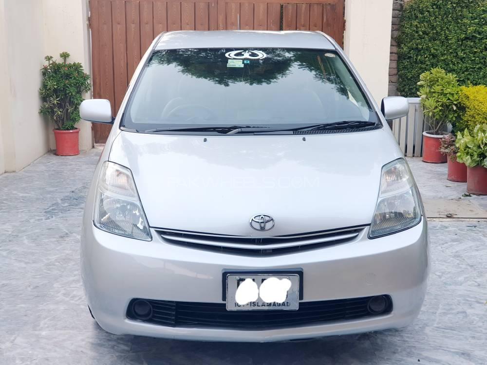 ٹویوٹا پریوس 2011 for Sale in اسلام آباد ٹویوٹا پریوس 2011 for Sale in اسلام آباد Image-2