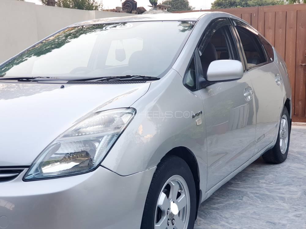 ٹویوٹا پریوس 2011 for Sale in اسلام آباد ٹویوٹا پریوس 2011 for Sale in اسلام آباد Image-8