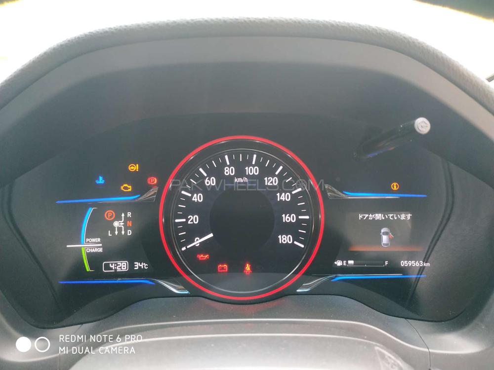 Honda Vezel 2014 for Sale in Karachi Honda Vezel 2014 for Sale in Karachi Image-5