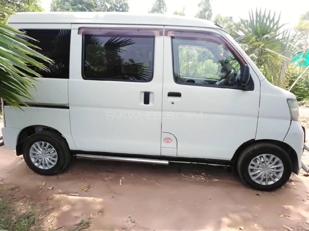 Daihatsu Hijet 2015 for Sale in Sargodha Image-1