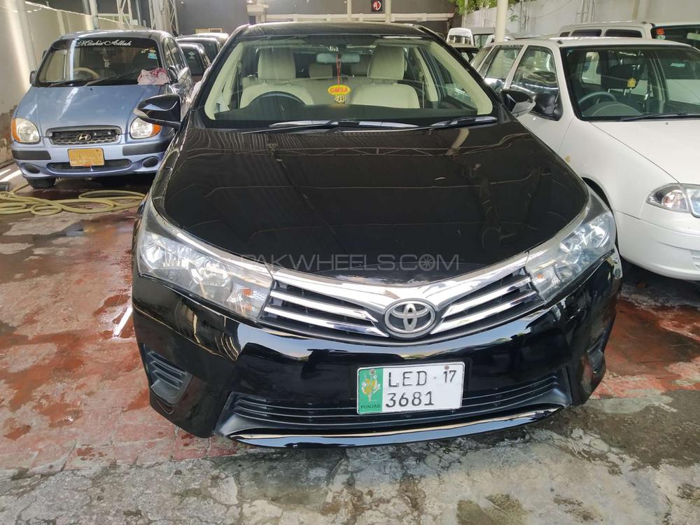 Toyota Corolla 2017 for Sale in Lahore Image-1