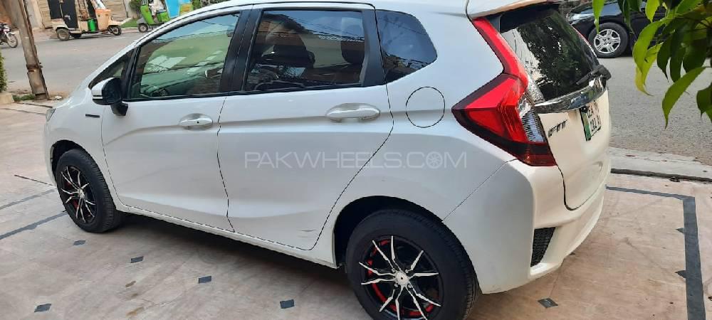 Honda Fit 2015 for Sale in Lahore Honda Fit 2015 for Sale in Lahore Image-2