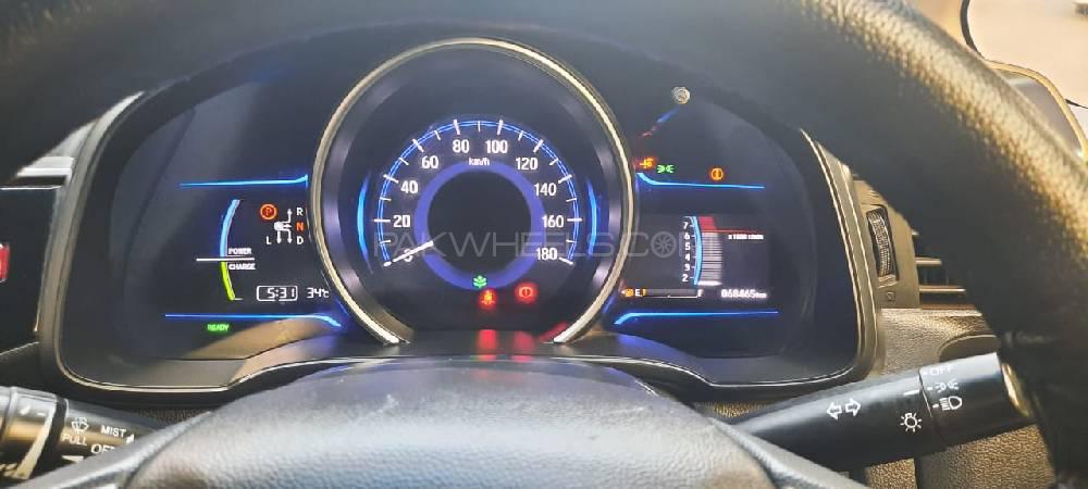 Honda Fit 2015 for Sale in Lahore Honda Fit 2015 for Sale in Lahore Image-8