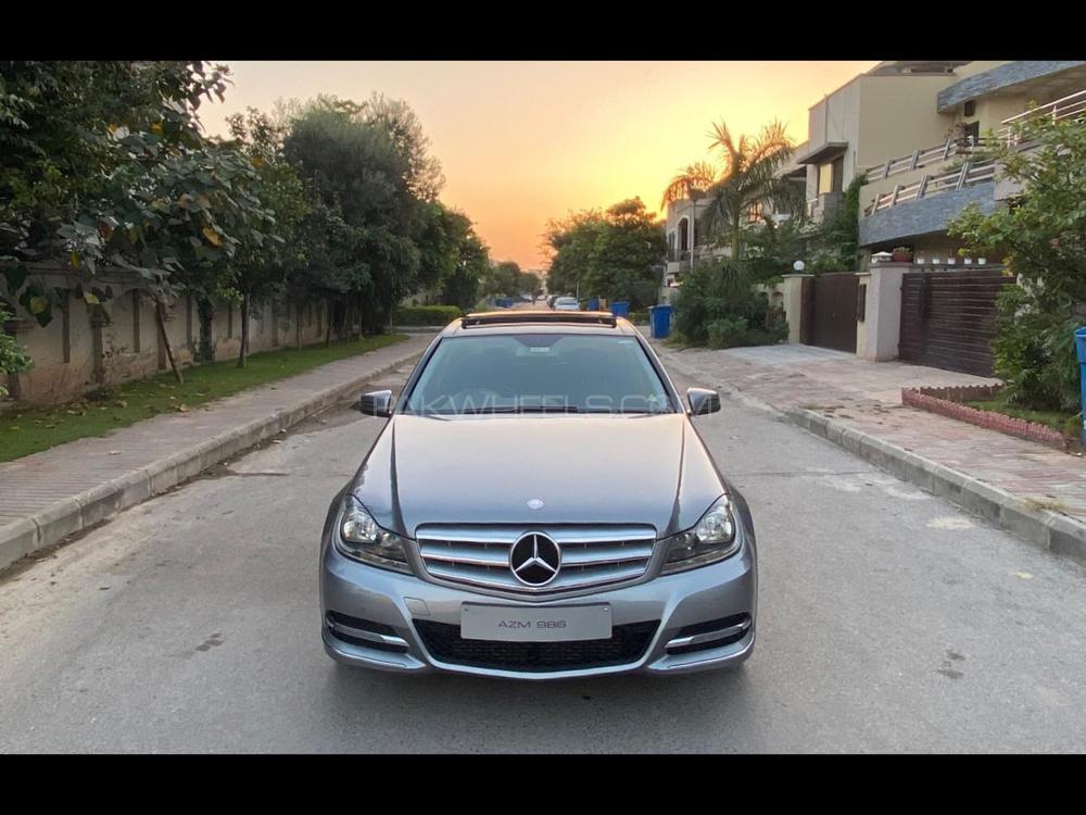 مرسڈیز بینز سی کلاس 2013 for Sale in اسلام آباد مرسڈیز بینز سی کلاس 2013 for Sale in اسلام آباد Image-2