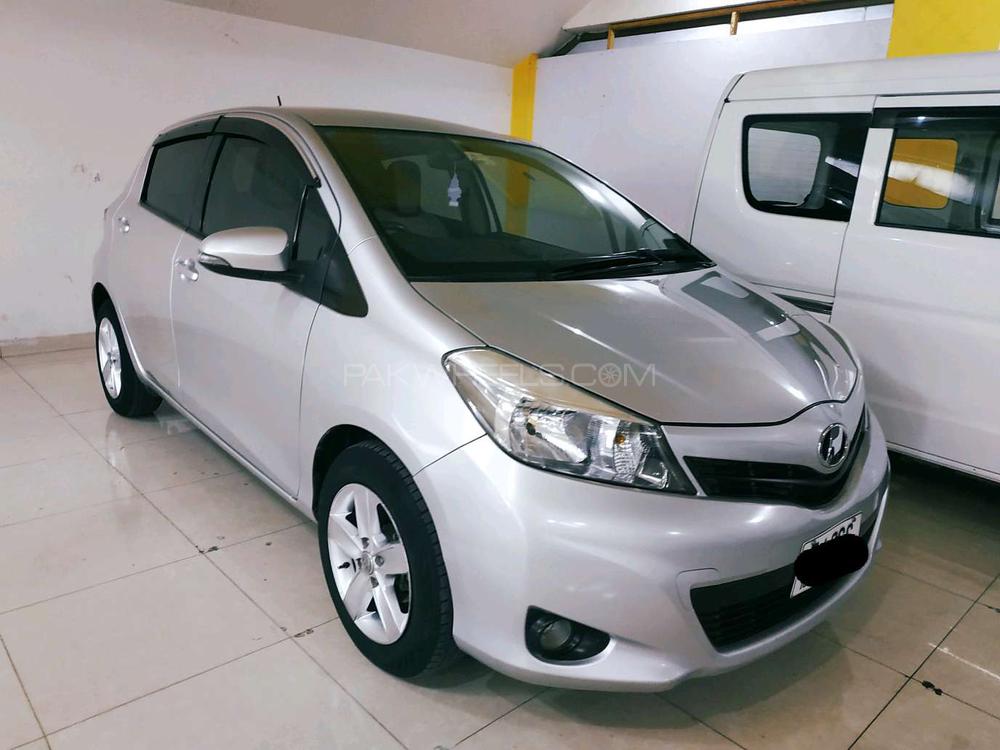 Toyota Vitz 2013 for Sale in Rawalpindi Image-1