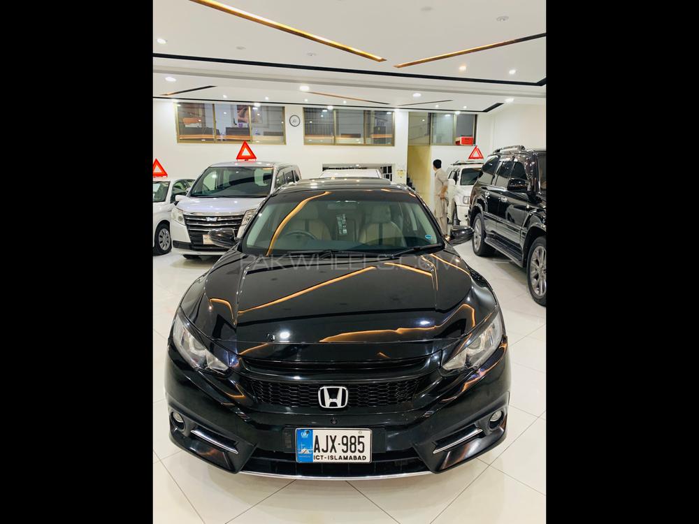 Honda Civic 2016 for Sale in Peshawar Image-1