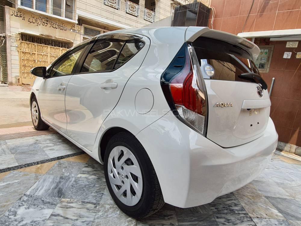 Toyota Aqua 2016 for Sale in Faisalabad Image-1