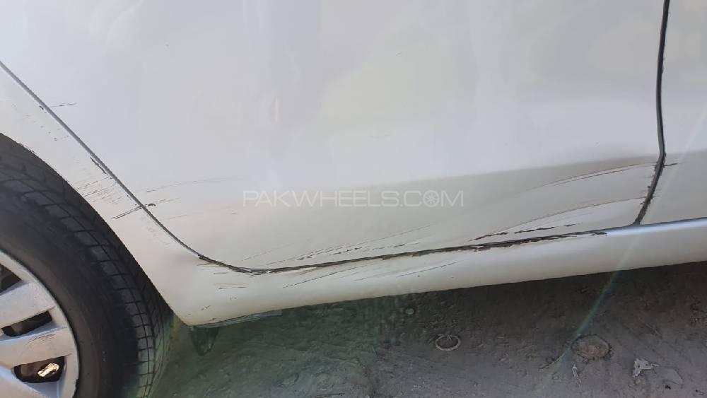 Toyota Vitz 2008 for Sale in Lahore Toyota Vitz 2008 for Sale in Lahore Image-4