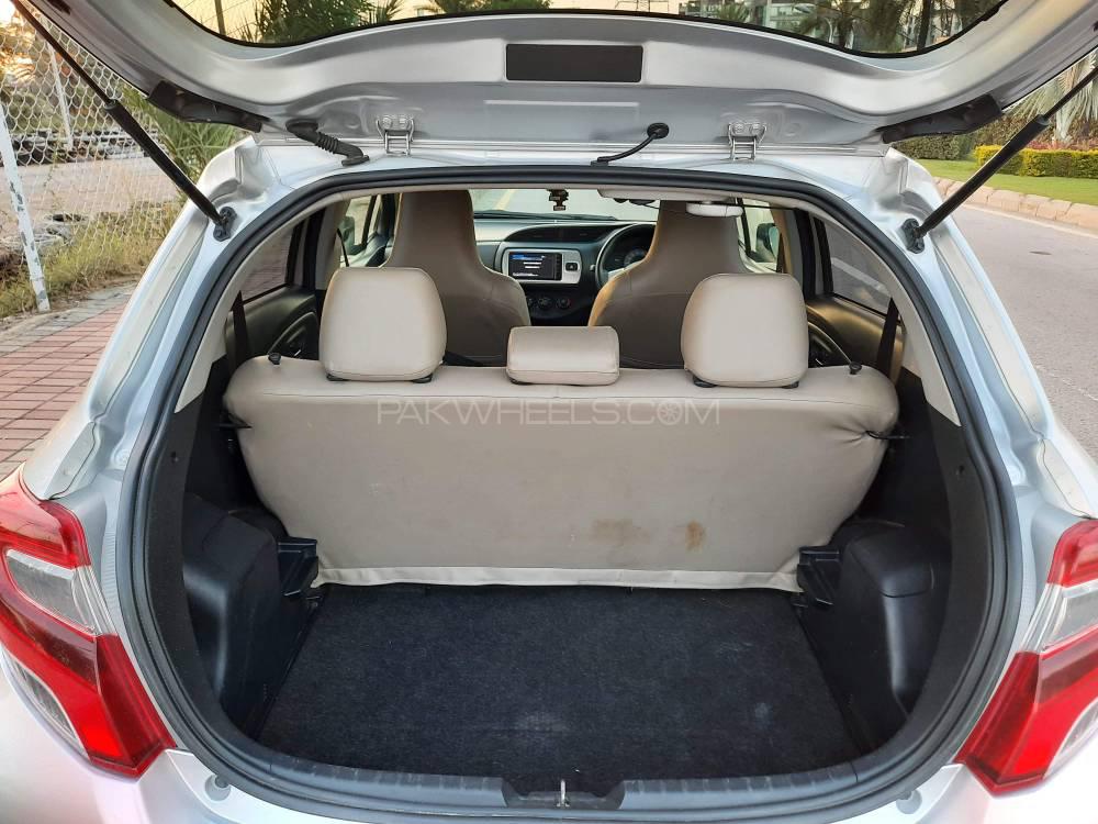 Toyota Vitz 2015 for Sale in Rawalpindi Toyota Vitz 2015 for Sale in Rawalpindi Image-8