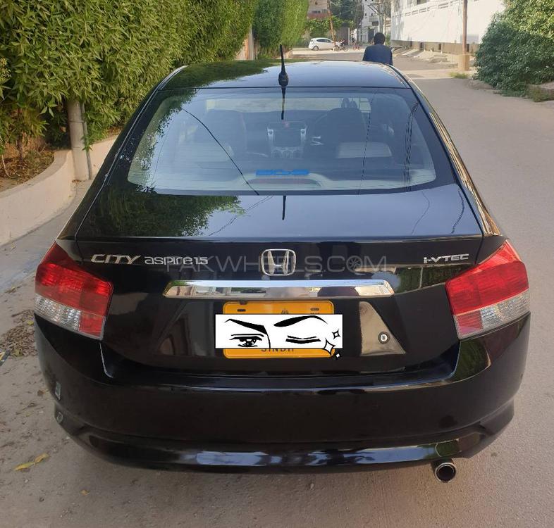 Honda City 2013 for Sale in Karachi Honda City 2013 for Sale in Karachi Image-5