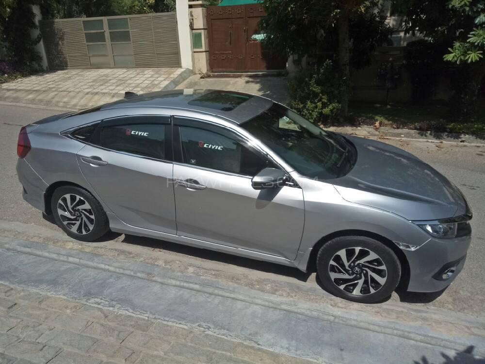 Honda Civic 2018 for Sale in Islamabad Honda Civic 2018 for Sale in Islamabad Image-3