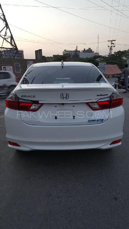ہونڈا گریس ہائبرڈ 2017 for Sale in لاہور ہونڈا گریس ہائبرڈ 2017 for Sale in لاہور Image-17