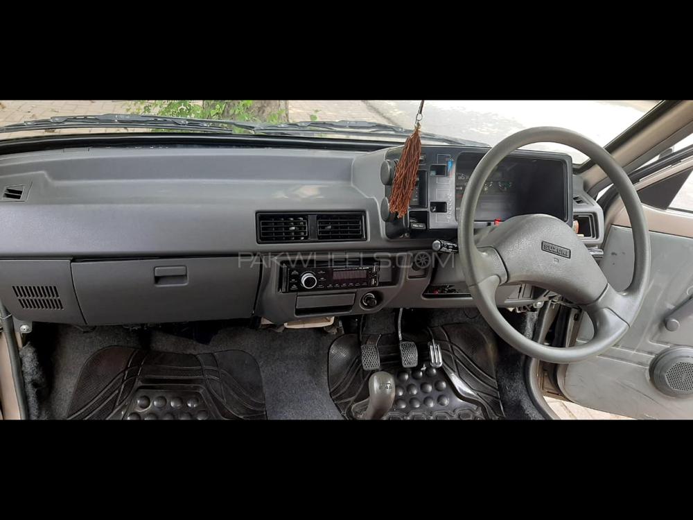 Suzuki Mehran 2016 for Sale in Lahore Suzuki Mehran 2016 for Sale in Lahore Image-4
