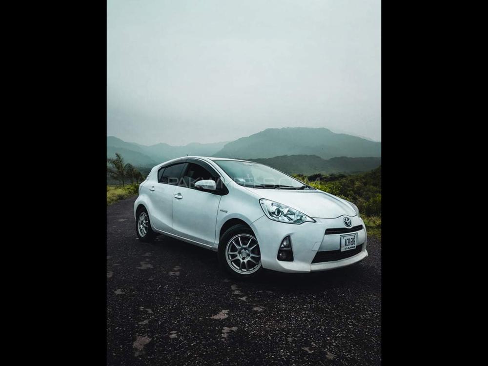Toyota Aqua 2013 for Sale in Islamabad Image-1
