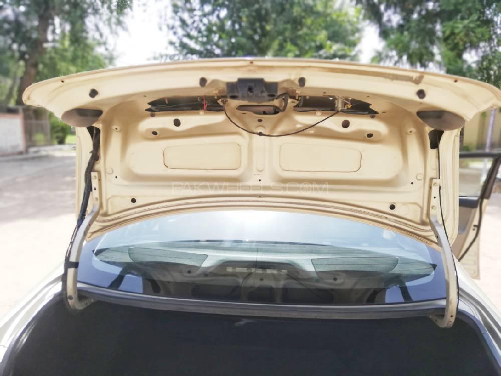 Toyota Corolla 2011 for Sale in Peshawar Toyota Corolla 2011 for Sale in Peshawar Image-4