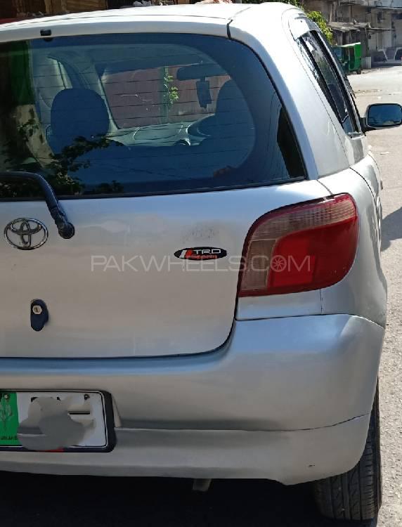 Toyota Vitz 2000 for Sale in Faisalabad Image-1