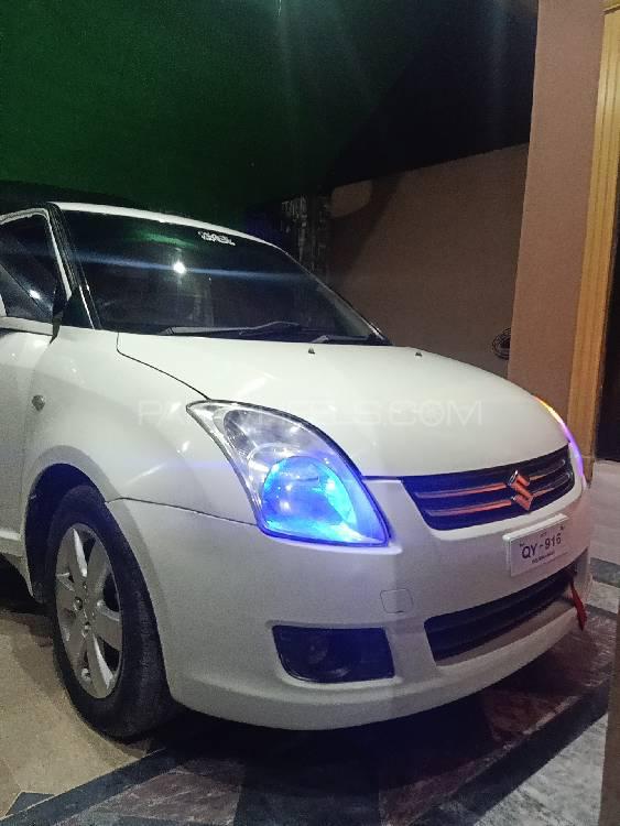 Suzuki Swift 2010 for Sale in Peshawar Image-1