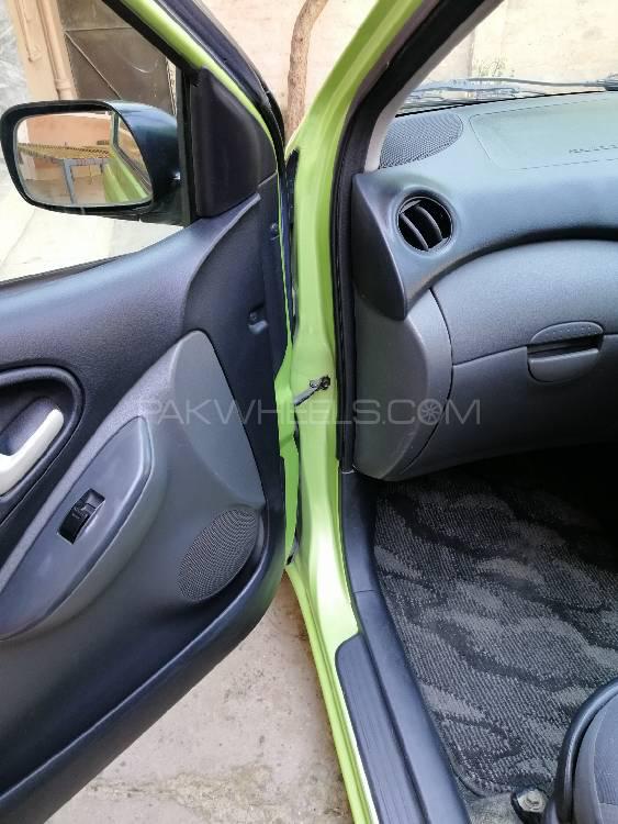 Toyota Vitz 2004 for Sale in Mardan Toyota Vitz 2004 for Sale in Mardan Image-3