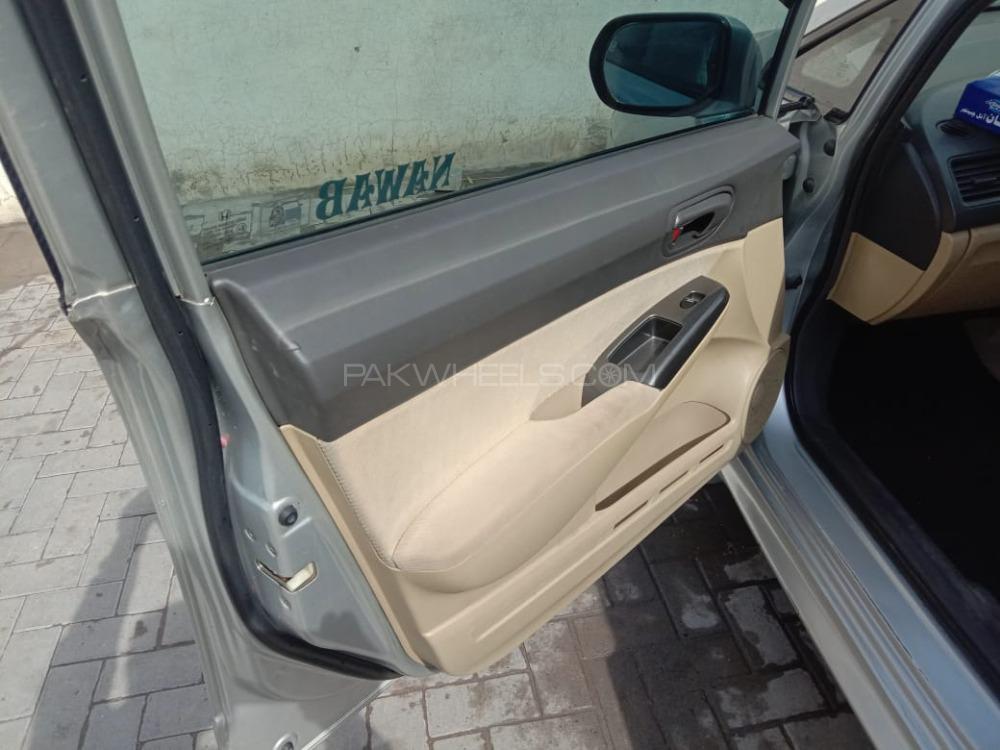 ہونڈا سوک 2011 for Sale in ملتان ہونڈا سوک 2011 for Sale in ملتان Image-12
