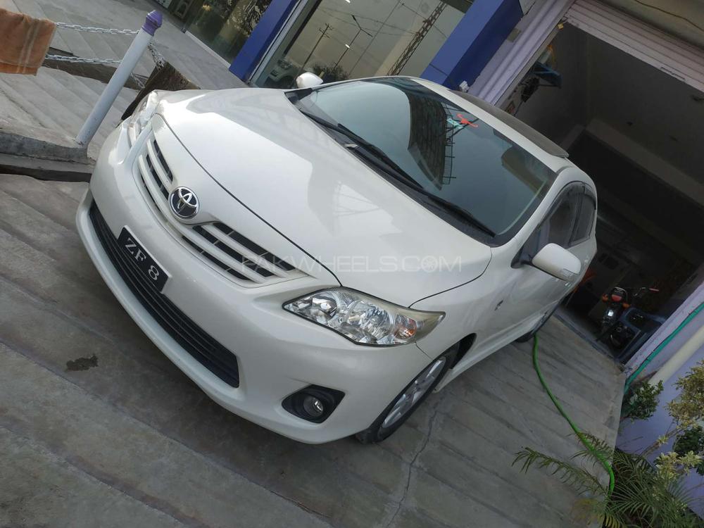 Toyota Corolla 2013 for Sale in Peshawar Image-1