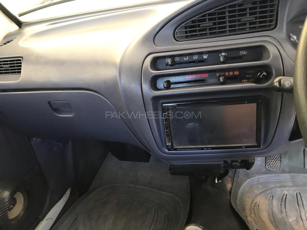 Daihatsu Cuore 2007 for Sale in Sialkot Daihatsu Cuore 2007 for Sale in Sialkot Image-3