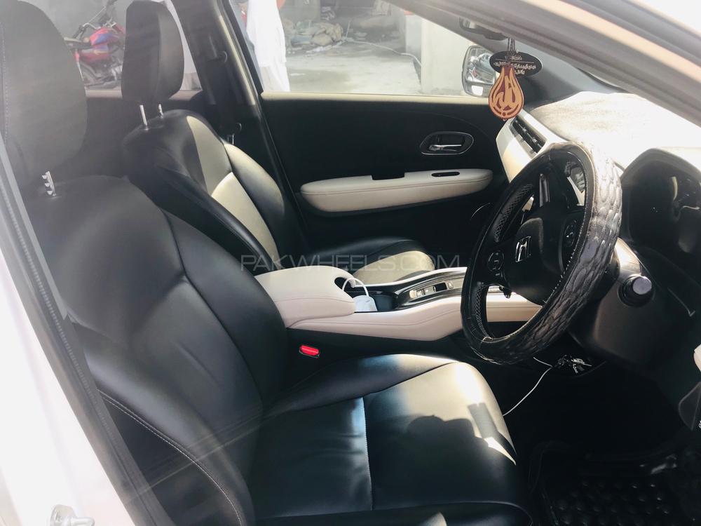 Honda Vezel 2016 for Sale in Islamabad Honda Vezel 2016 for Sale in Islamabad Image-12
