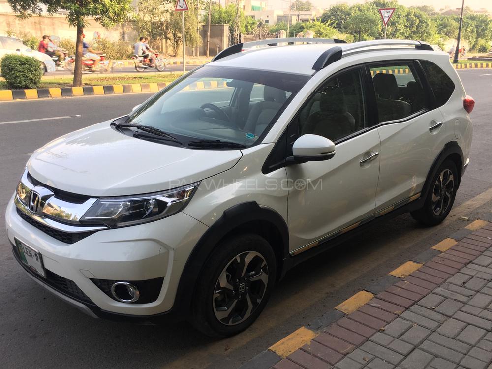 Honda BR-V 2017 for Sale in Lahore Image-1
