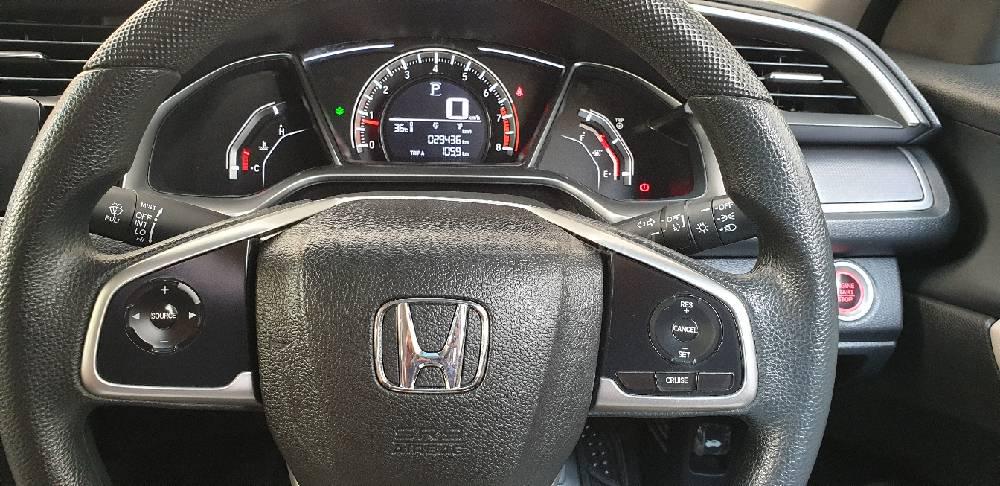 Honda Civic 2018 for Sale in Sahiwal Honda Civic 2018 for Sale in Sahiwal Image-16