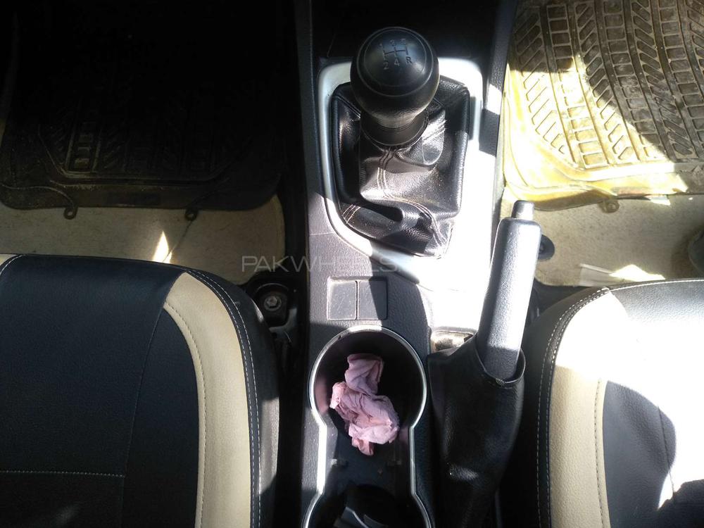 Toyota Corolla 2016 for Sale in Karachi Toyota Corolla 2016 for Sale in Karachi Image-14