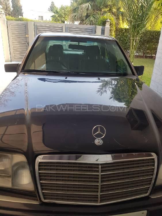 Mercedes Benz E Class 1986 for Sale in Rawalpindi Mercedes Benz E Class 1986 for Sale in Rawalpindi Image-6