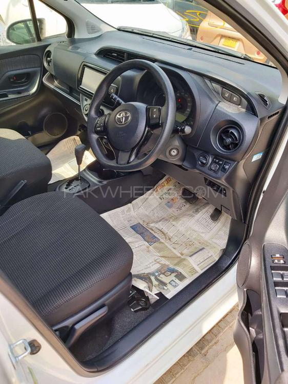 Toyota Vitz 2017 for Sale in Karachi Toyota Vitz 2017 for Sale in Karachi Image-4