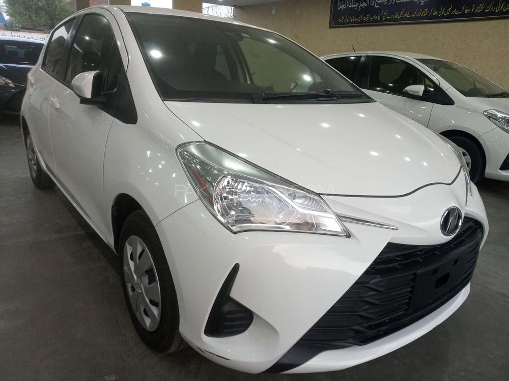 Toyota Vitz 2017 for Sale in Gujranwala Toyota Vitz 2017 for Sale in Gujranwala Image-2