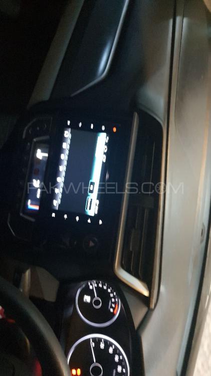 Honda BR-V 2018 for Sale in Nowshera Honda BR-V 2018 for Sale in Nowshera Image-6
