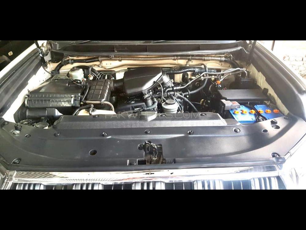 Toyota Prado 2009 for Sale in Peshawar Toyota Prado 2009 for Sale in Peshawar Image-7