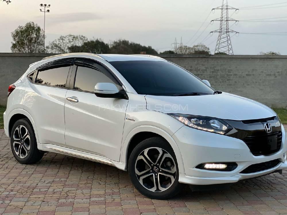 Honda Vezel Hybrid Z Honda Sensing 17 For Sale In Lahore Pakwheels