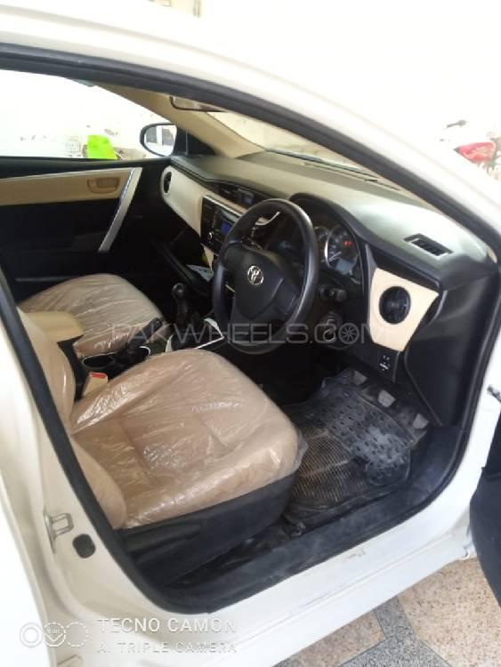 Toyota Corolla 2019 for Sale in Dera ismail khan Image-1