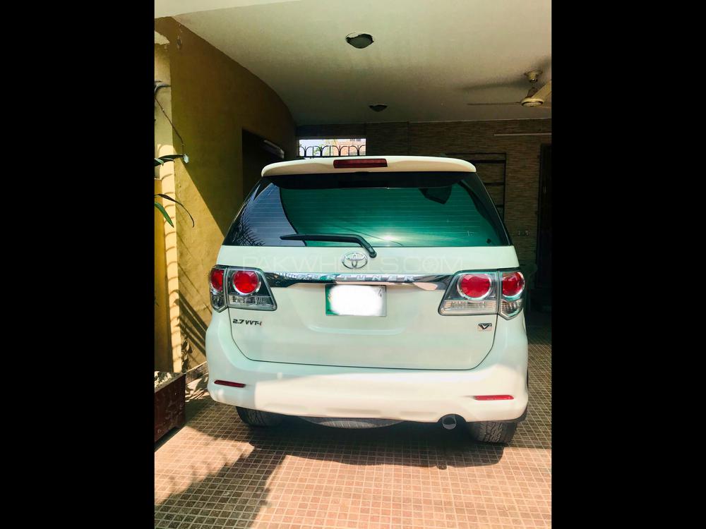 Toyota Fortuner 2014 for Sale in Lahore Toyota Fortuner 2014 for Sale in Lahore Image-3