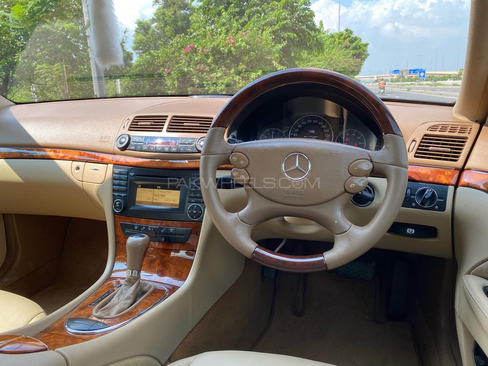 Mercedes Benz E Class 2009 for Sale in Lahore Mercedes Benz E Class 2009 for Sale in Lahore Image-13