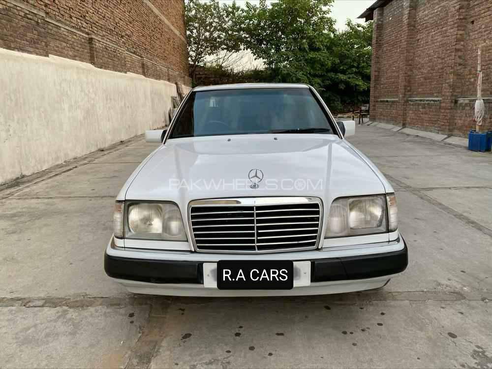 مرسڈیز بینز ای کلاس 1989 for Sale in اسلام آباد مرسڈیز بینز ای کلاس 1989 for Sale in اسلام آباد Image-3