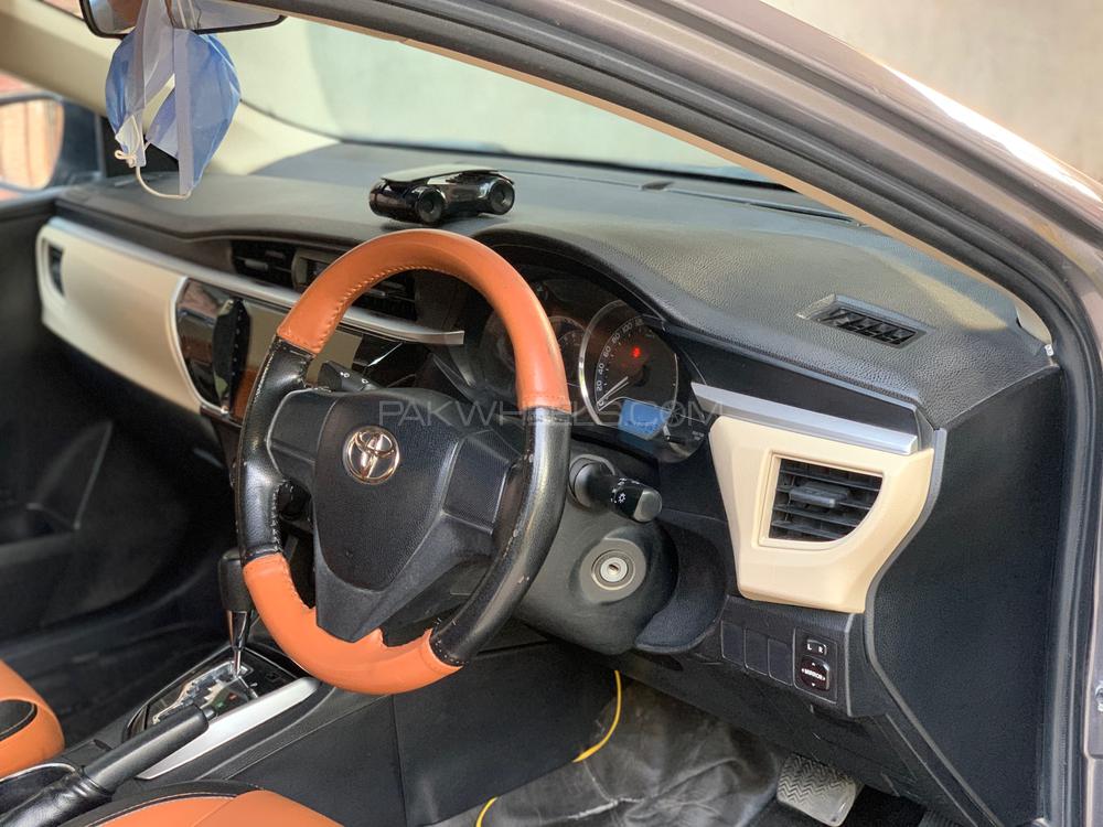 Toyota Corolla 2015 for Sale in Faisalabad Toyota Corolla 2015 for Sale in Faisalabad Image-12
