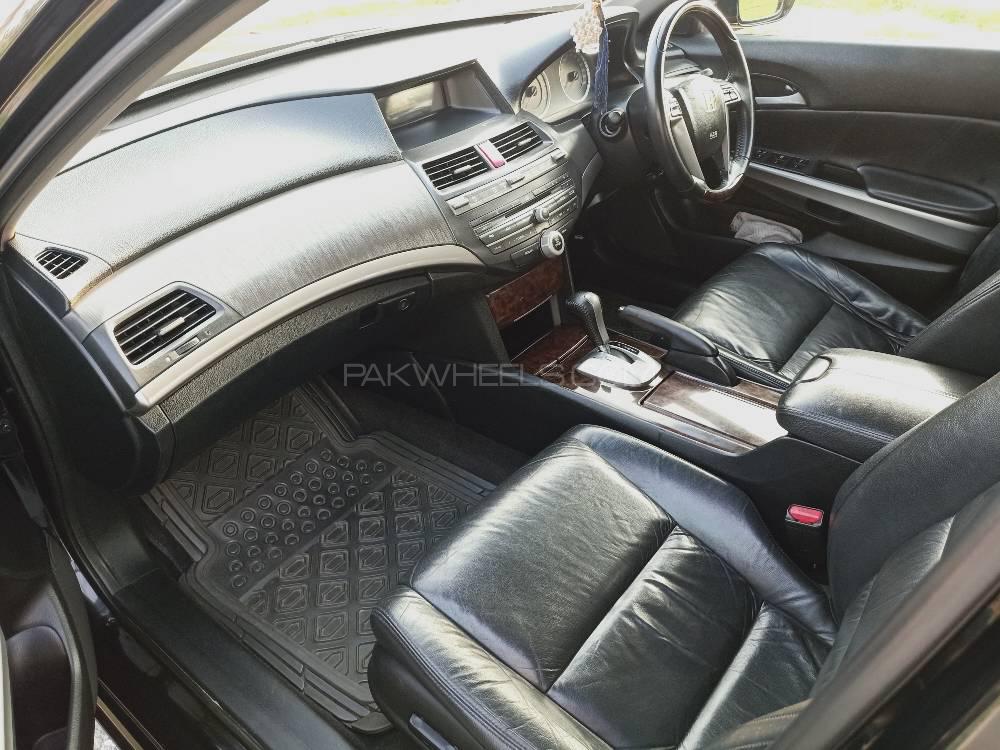 ہونڈا اکارڈ 2010 for Sale in لاہور ہونڈا اکارڈ 2010 for Sale in لاہور Image-11