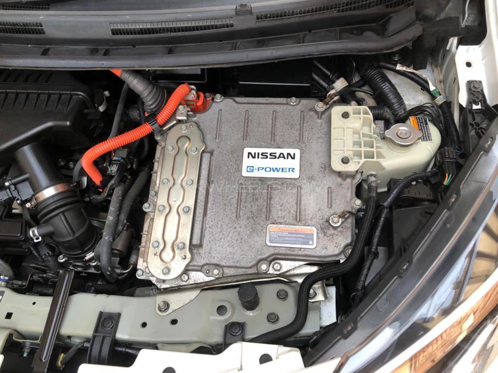 Nissan Note 2017 for Sale in Multan Nissan Note 2017 for Sale in Multan Image-5