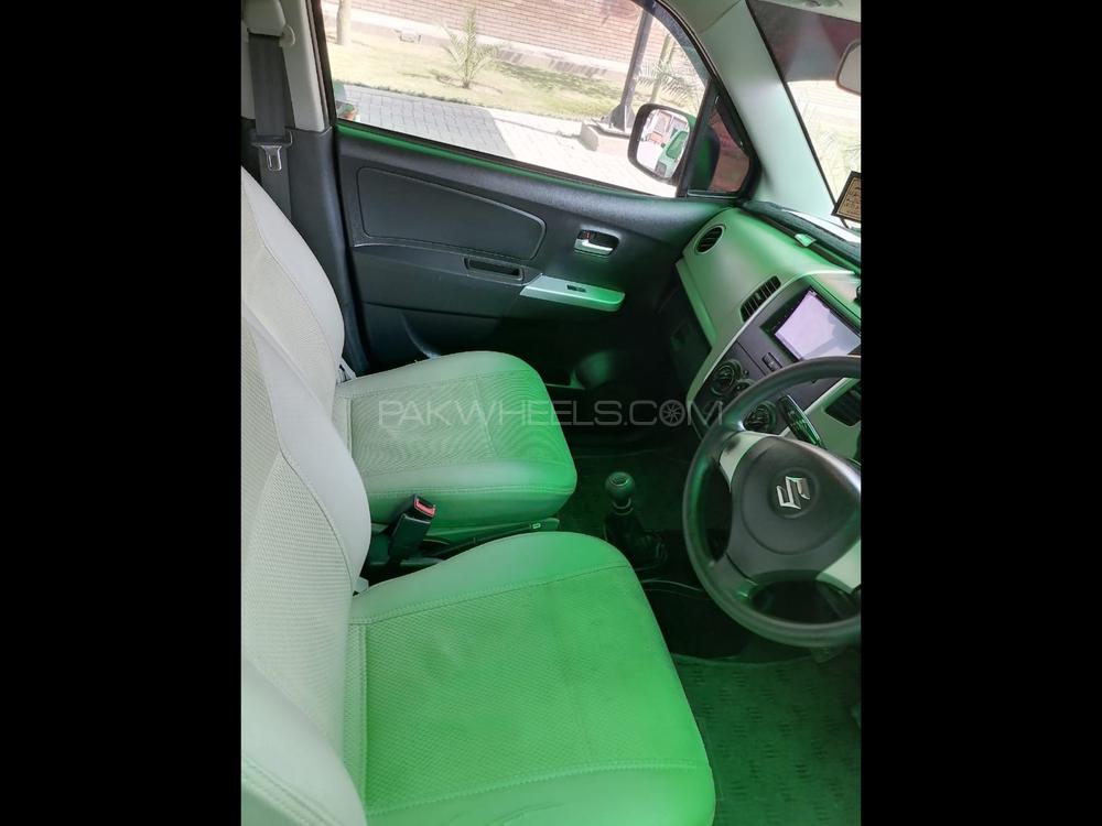 Suzuki Wagon R 2015 for Sale in Faisalabad Suzuki Wagon R 2015 for Sale in Faisalabad Image-7