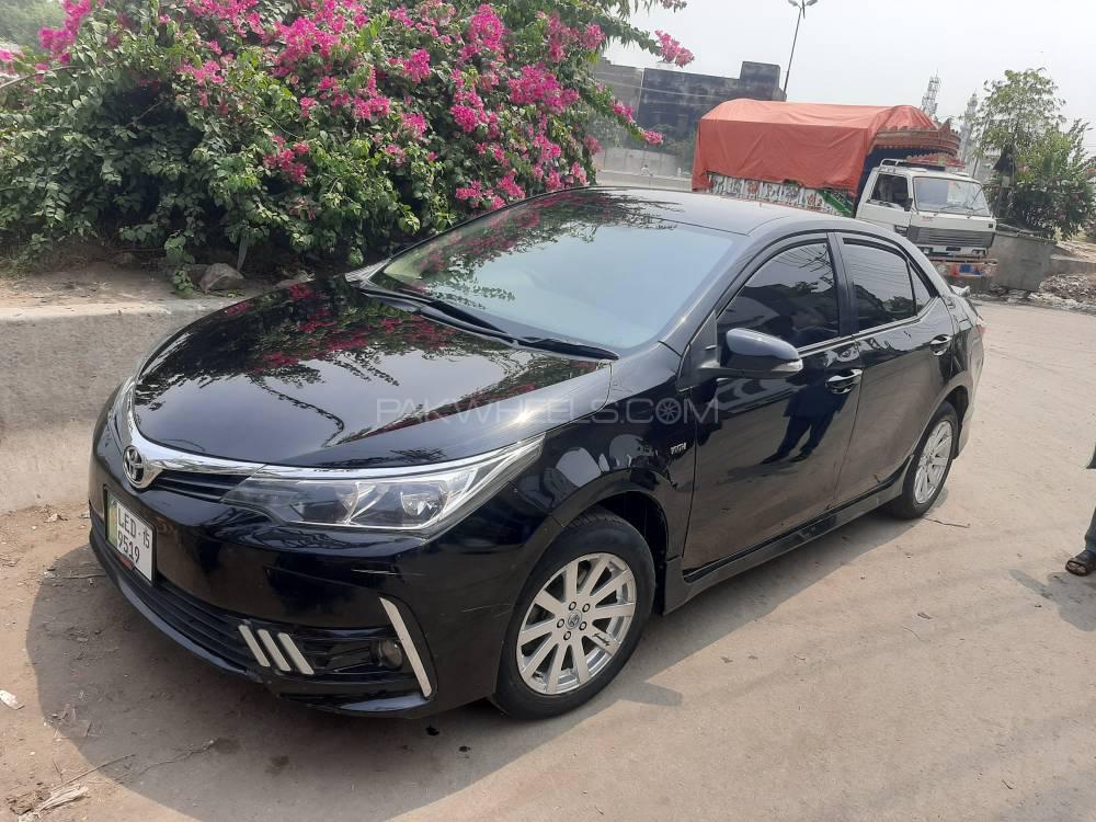 Toyota Corolla 2015 for Sale in Lahore Toyota Corolla 2015 for Sale in Lahore Image-2