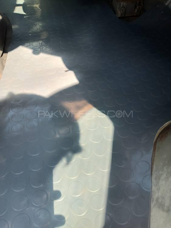 Daihatsu Hijet 2010 for Sale in Gujranwala Daihatsu Hijet 2010 for Sale in Gujranwala Image-12